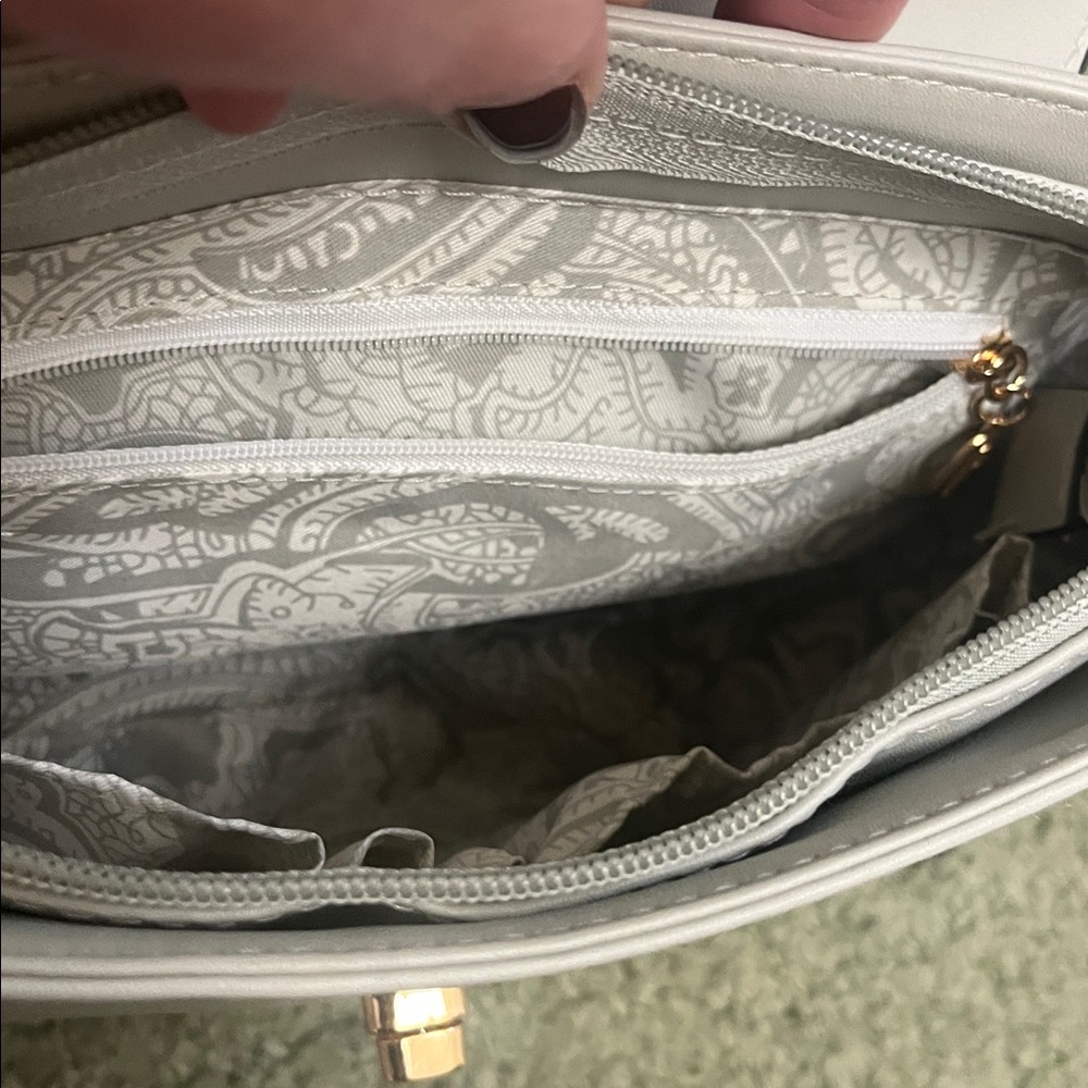 Bella Russo Purse NWOT - Picture 6 of 9